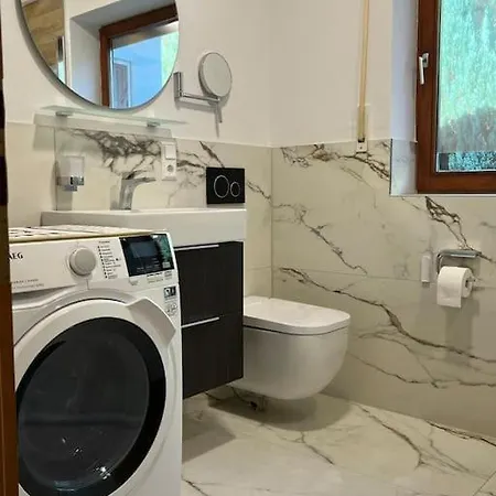 Gemuetliches Luxus Mit Bergblick U.kamin * Шайдегг